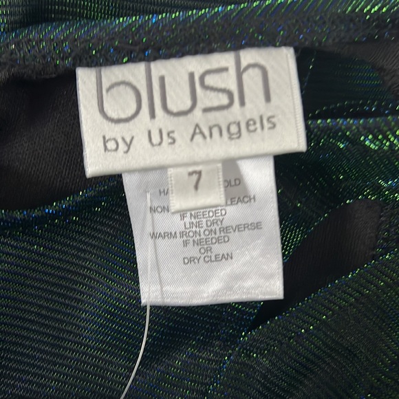 3 Blush by Us Angels dresses. - Picture 5 of 8